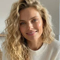 Melissa Rayne